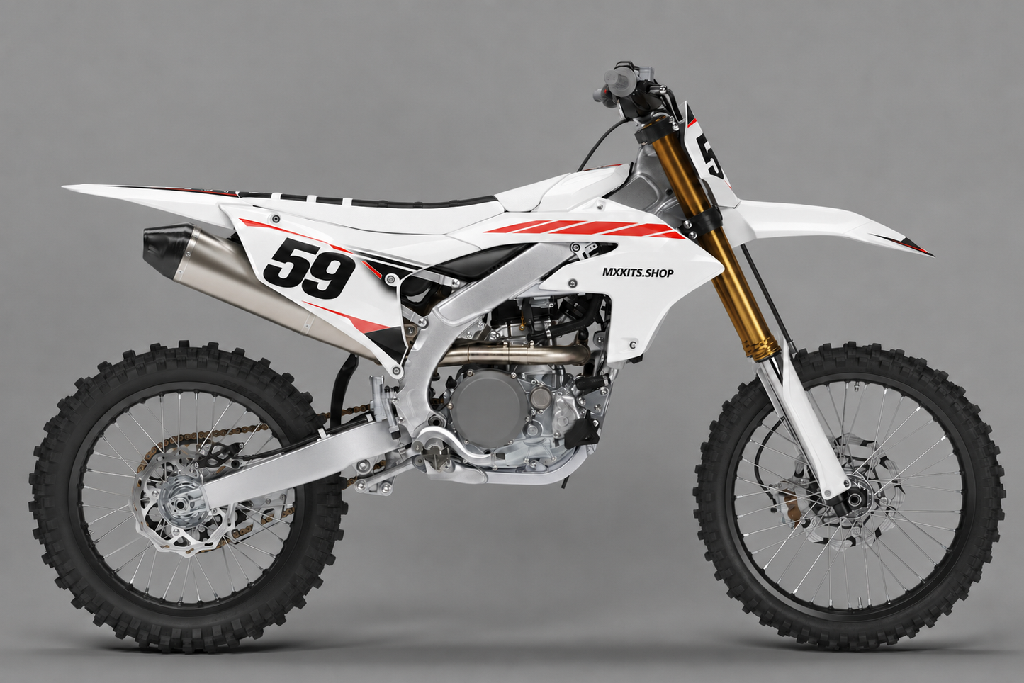 Yamaha-Motocross-Motorrad in Weiß, Grau und Rot ohne Sponsorenlogos mit Dekor „Emberline White“, MXKITS.SHOP-Logo und Startnummer 59