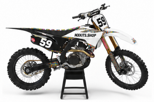 Honda CRF Motocross-Dekor-Kit in Rot, Schwarz in Seitenansicht mit personalisierter Startnummer