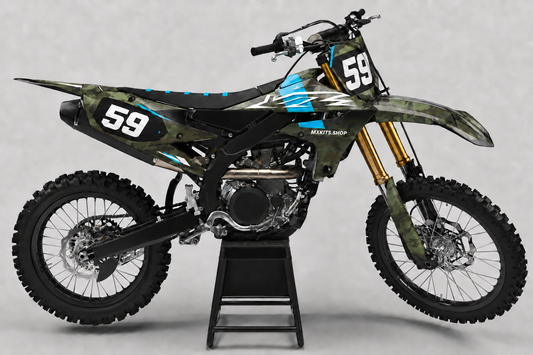 Olivgrünes Camouflage- und türkises Yamaha-MX-Dekor-Kit mit Startnummer 59 und schlichtem MXKITS.SHOP-Logo